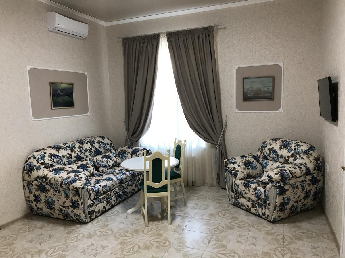 Happy Cat Hotel Одеса Екстериор снимка